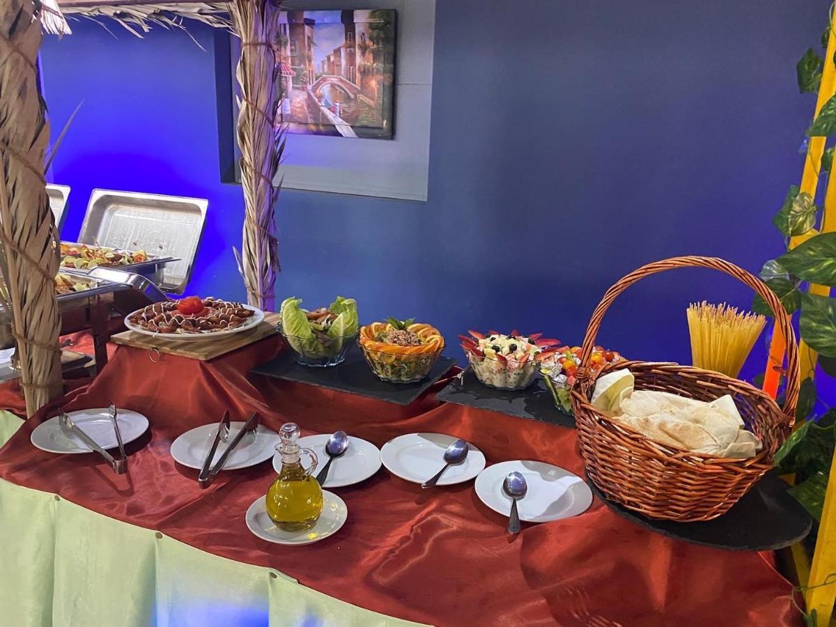 Al-Ashkhara Beach Resort منتجع شاطئ الأشخرة الشرقية المظهر الخارجي الصورة